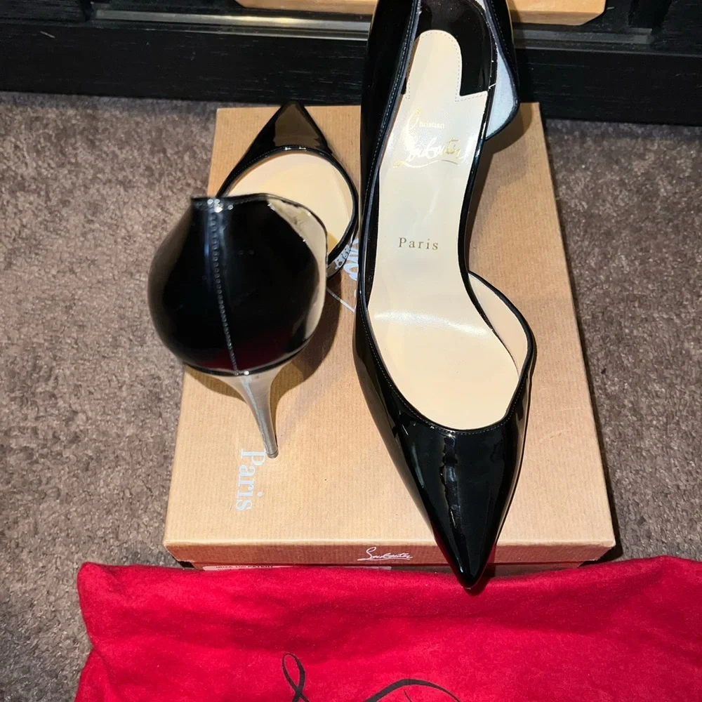 Brand New Never worn Christian louboutin Iriza size 42. - Picture 11 of 13